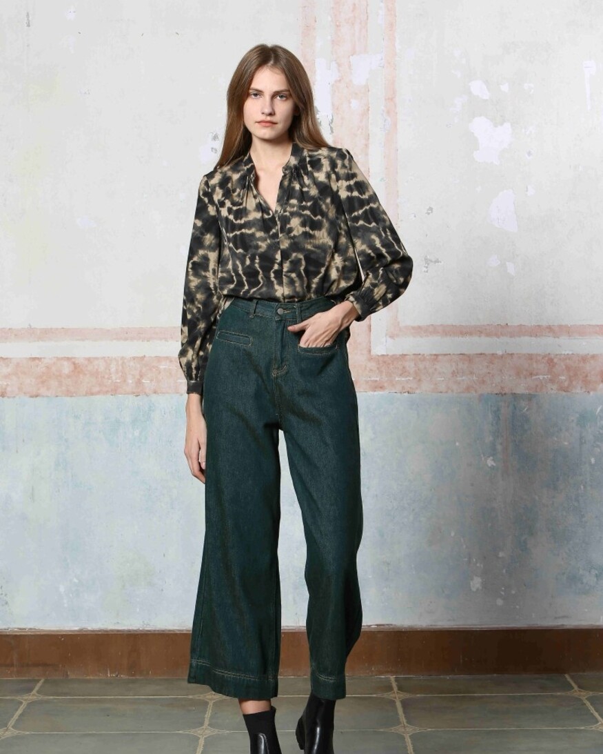 See U Soon Tasha LS Top