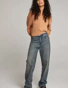 Chaser Cloud Pullover
