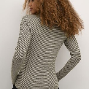 Cream Amma LS Turtleneck