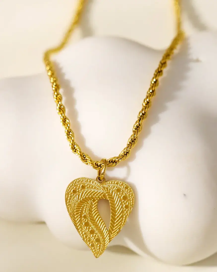 Hackney Nine Giverny Heart Necklace