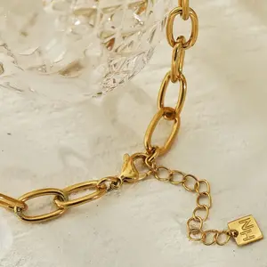 Hackney Nine Zoie Necklace