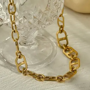 Hackney Nine Zoie Necklace