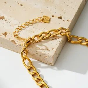 Hackney Nine Sutton Necklace