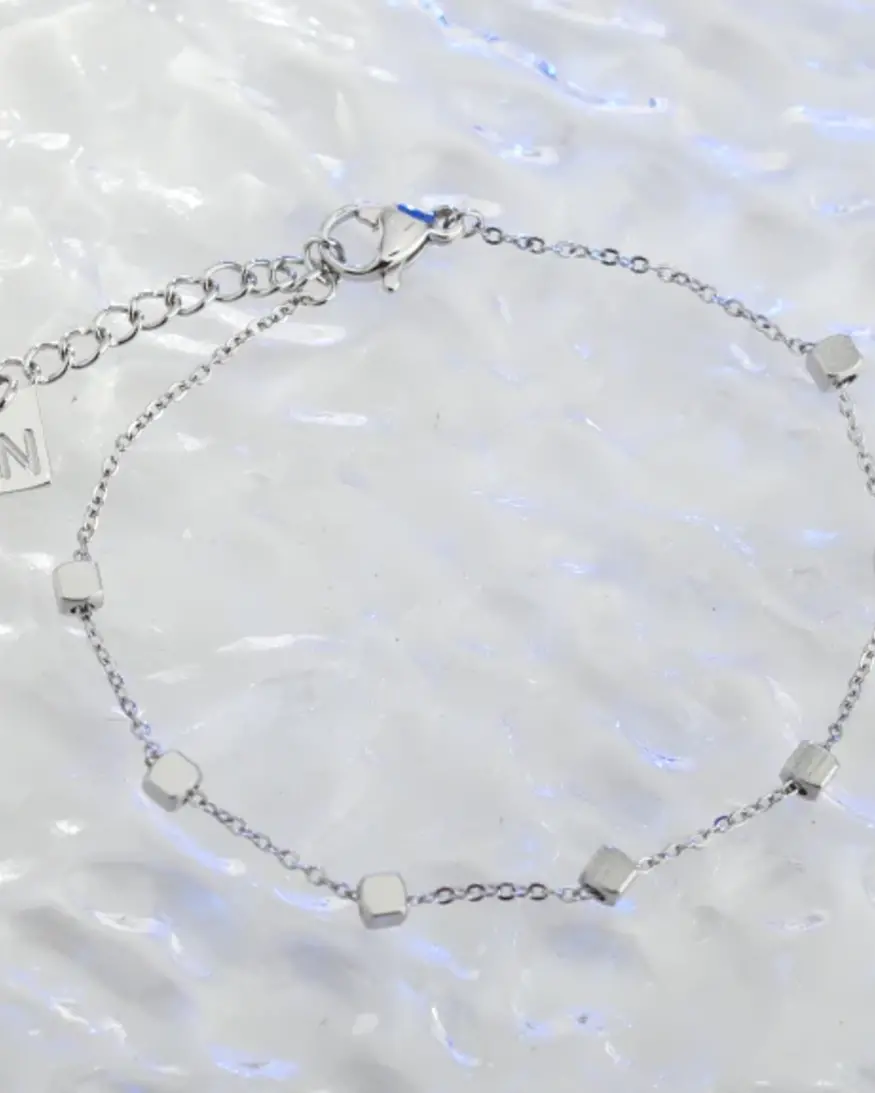 Hackney Nine Darby Bracelet