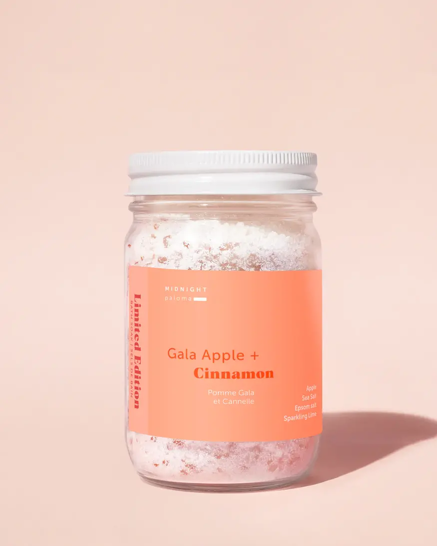 Midnight Paloma Gala Apple + Cinnamon Bath Soak 4oz