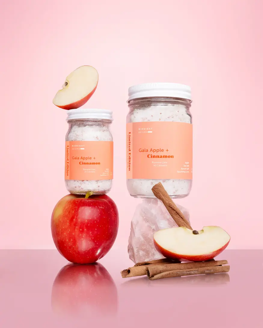 Midnight Paloma Gala Apple + Cinnamon Bath Soak 4oz