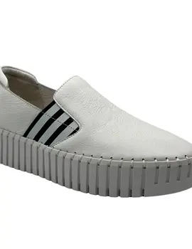 Django & Juliette Becca Sneaker