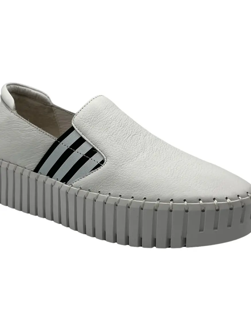 Django & Juliette Becca Sneaker