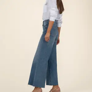 KUT Ryan Super Wide Leg
