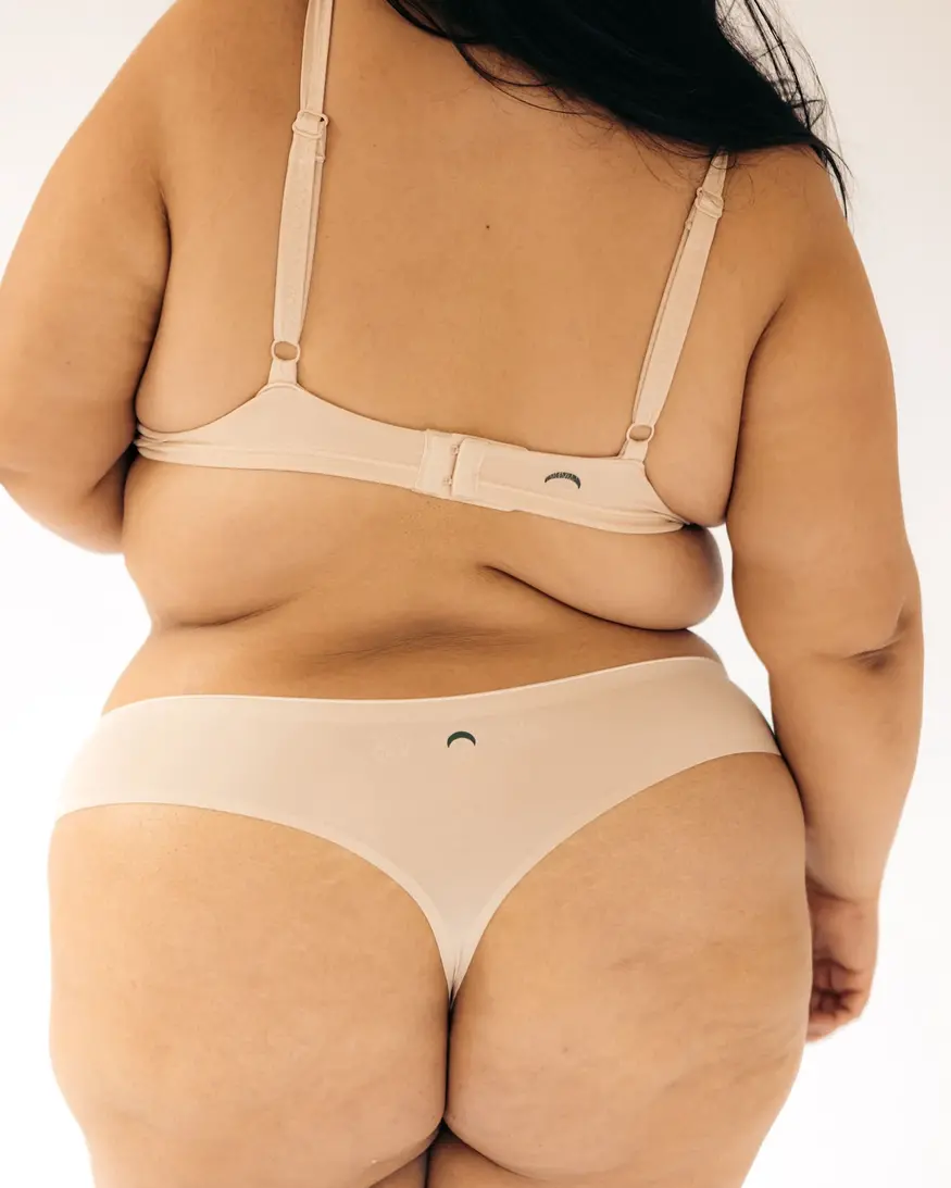 Huha Seamless Low-Mid Thong