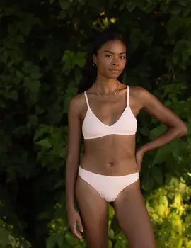 Huha Low Profile Thong