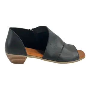 Roamers By Ego Trip Mesa Sandal