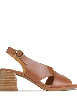 EOS Isadora