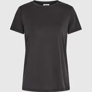 Minimum Rynah Tee