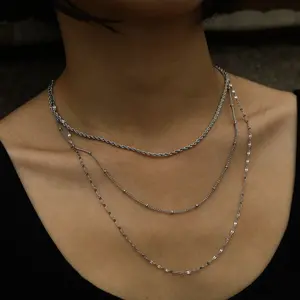 Hackney Nine Zuri Triple Chain Necklace