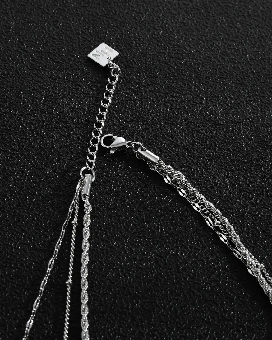 Hackney Nine Zuri Triple Chain Necklace