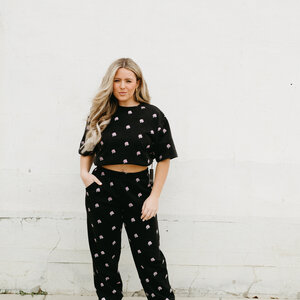 Brunette The Label All Over Flower Jogger