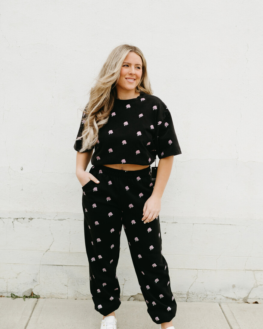 Brunette The Label All Over Flower Jogger