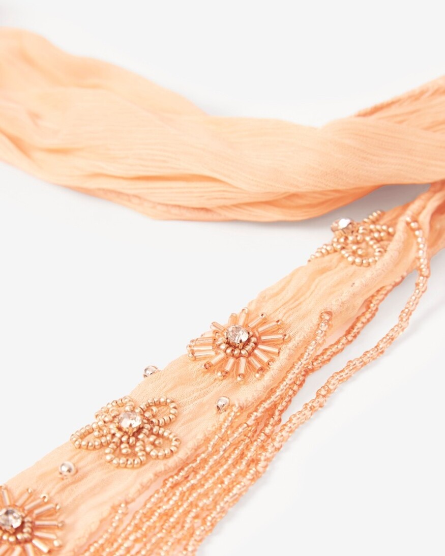 NKN Awiki Scarf Choker