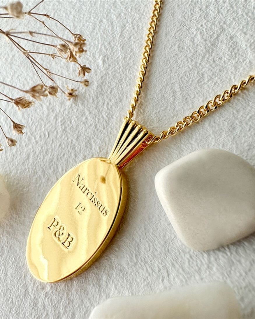 Pika & Bear 'Le Clos Normand' Birth Month Wildflower Necklace