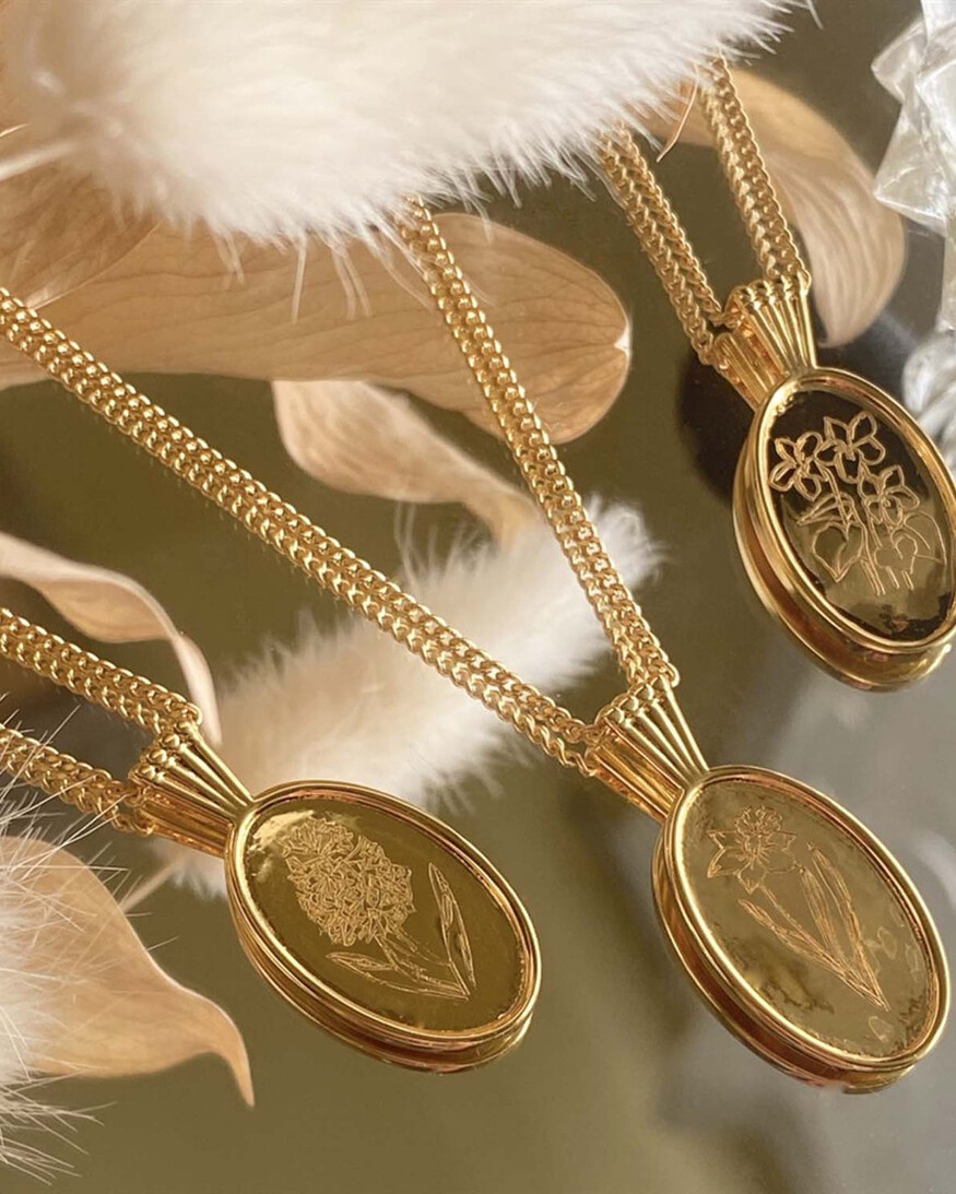 Pika & Bear 'Le Clos Normand' Birth Month Wildflower Necklace