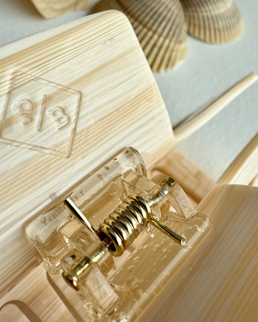 Andre Oversized Hair Claw