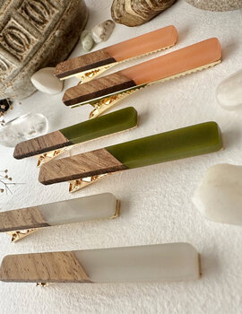 Pika & Bear Simone Wood/Acetate Hair Clip