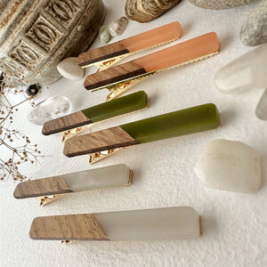 Pika & Bear Simone Wood/Acetate Hair Clip