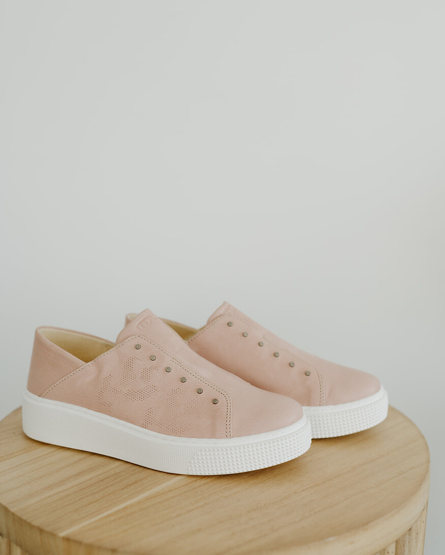 MJUS Treena Sneaker