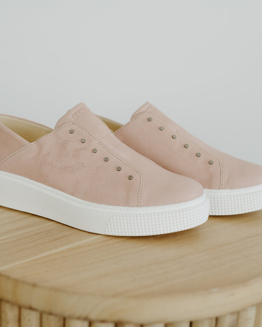 MJUS Treena Sneaker