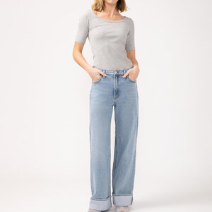 Silver Jeans - For Us Highly Desirable Wide Leg