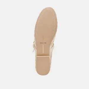 Dolce Vita Roslyn Flat