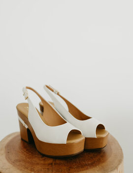 Weekend Paxton Sandal