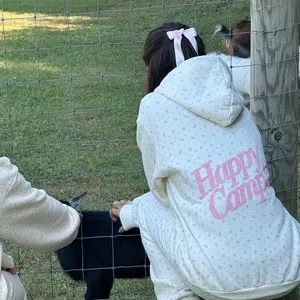 THE HAPPY CAMP3R Vintage Flower Hoodie
