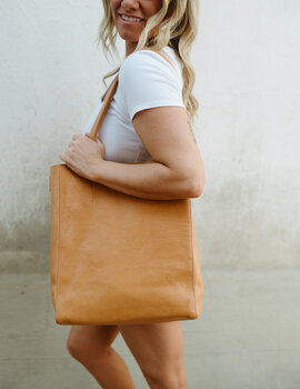 Brave Leather Giovana Tote