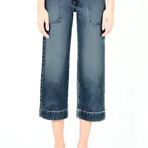 Modern American Farrah Crop Modern American Farrah Crop