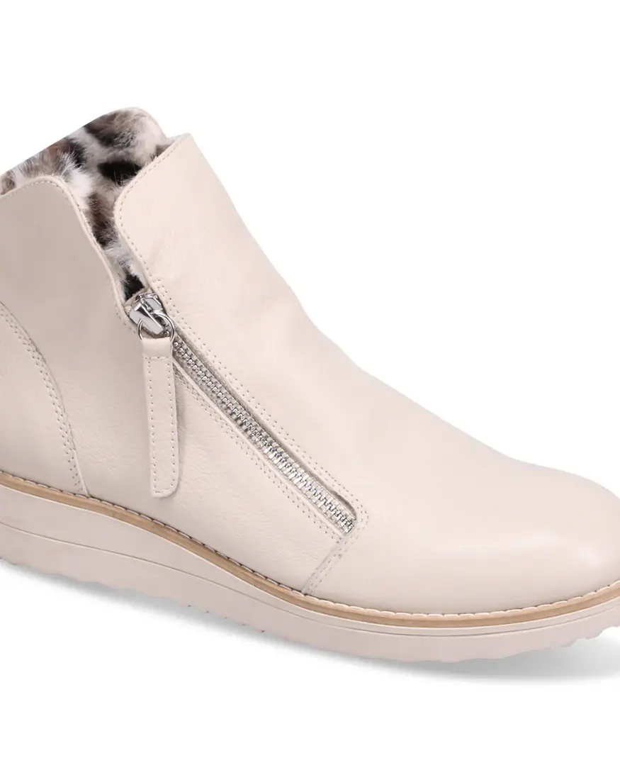 Django & Juliette Opal Boot