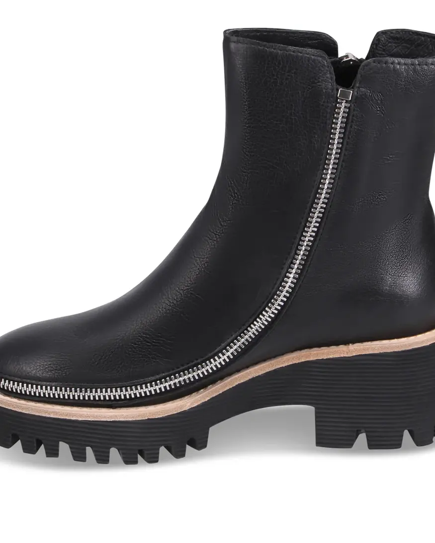 Django & Juliette Wilie Boot