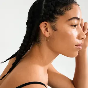 Pilgrim Between Hoops