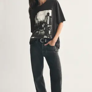 Z-Supply Big City Apple Tee