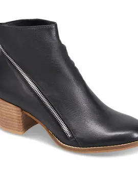 Django & Juliette Melech Boot