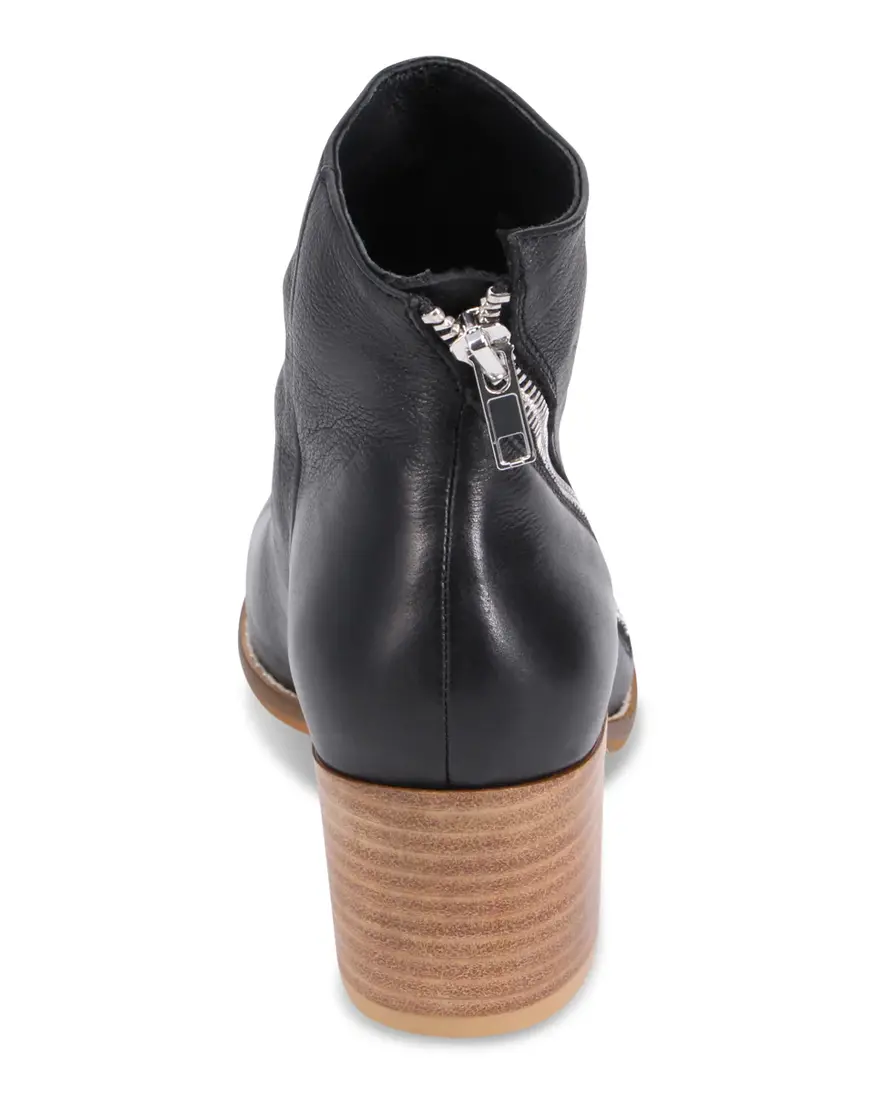 Django & Juliette Melech Boot