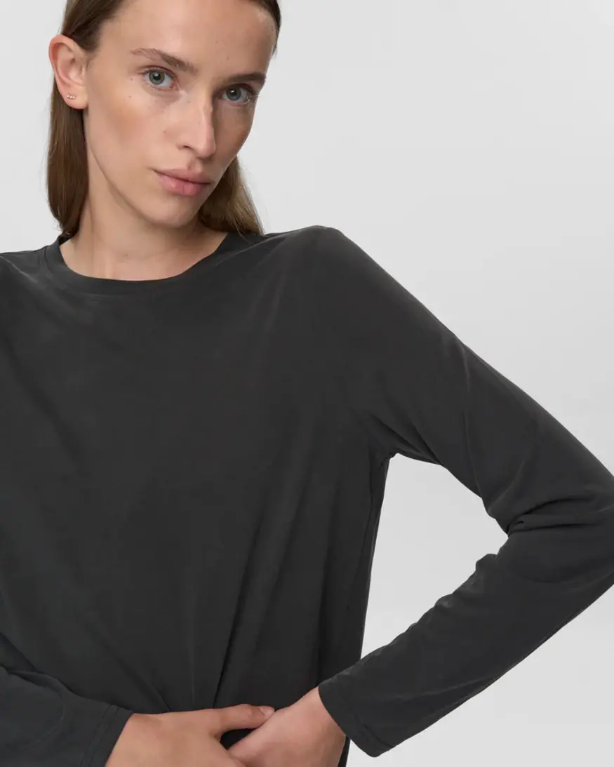 Minimum Margot Tee