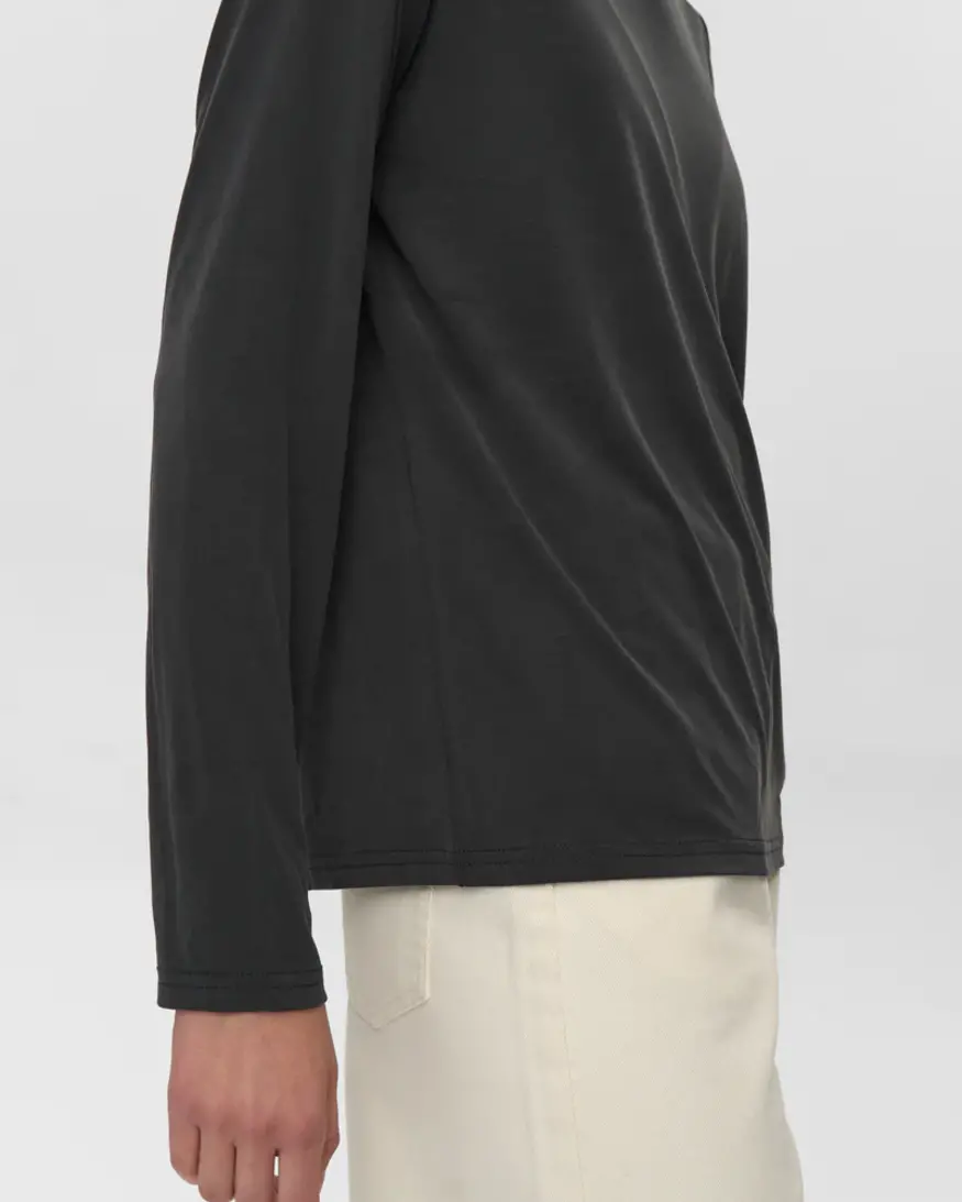 Minimum Margot Tee
