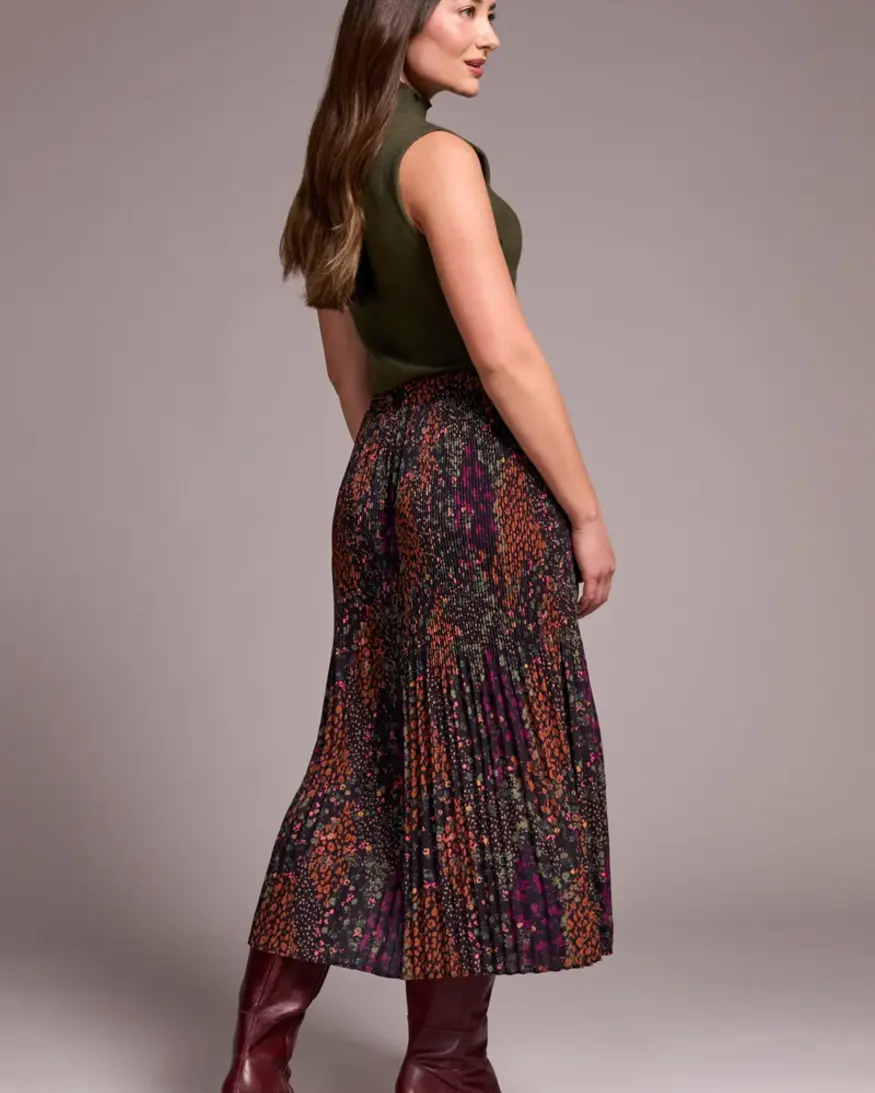 Tribal Serenity Plisse Skirt