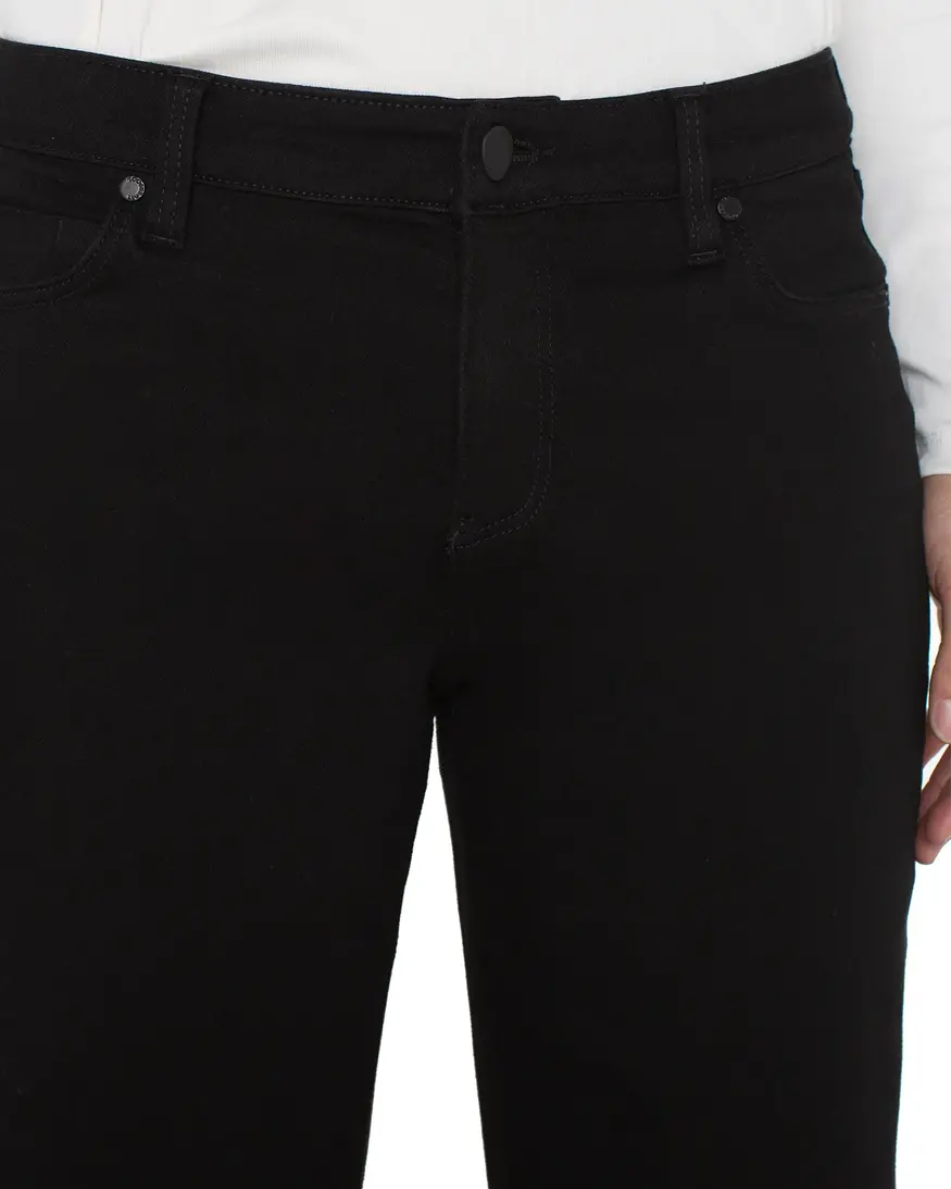 Liverpool Stride Crop - 28"