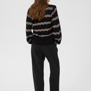 Cream Wavy Pullover Cream Wavy Pullover