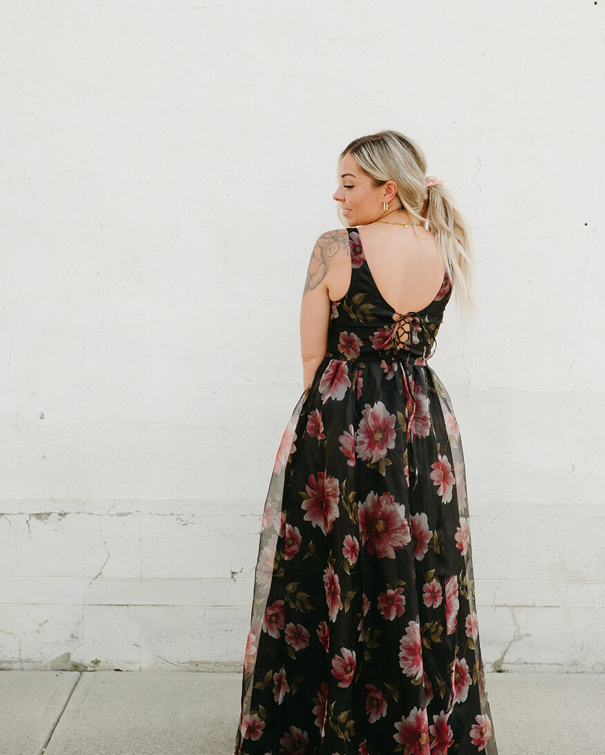 Lulus Maelyn Corsetted Maxi