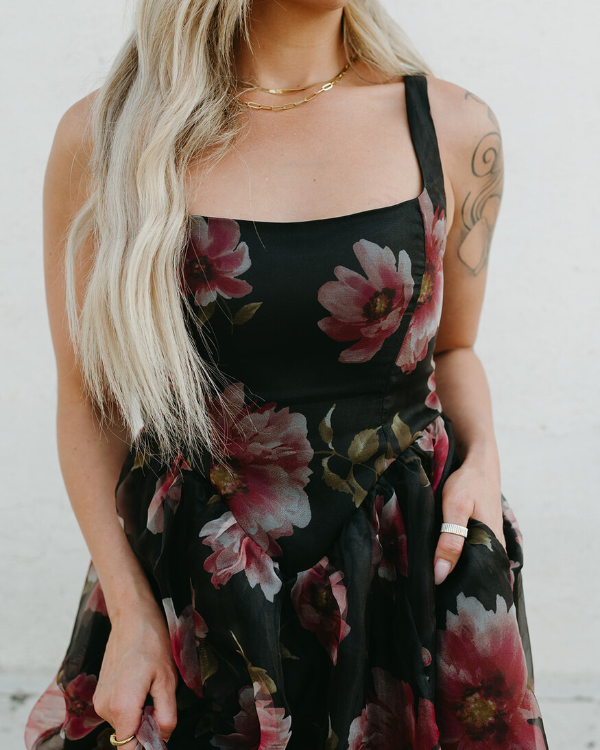 Lulus Maelyn Corsetted Maxi