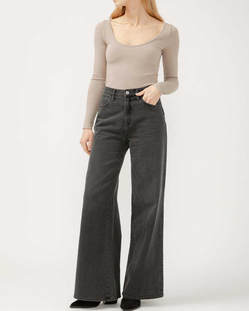 Silver Jeans - For Us Highly Desirable Ultra Wide Leg